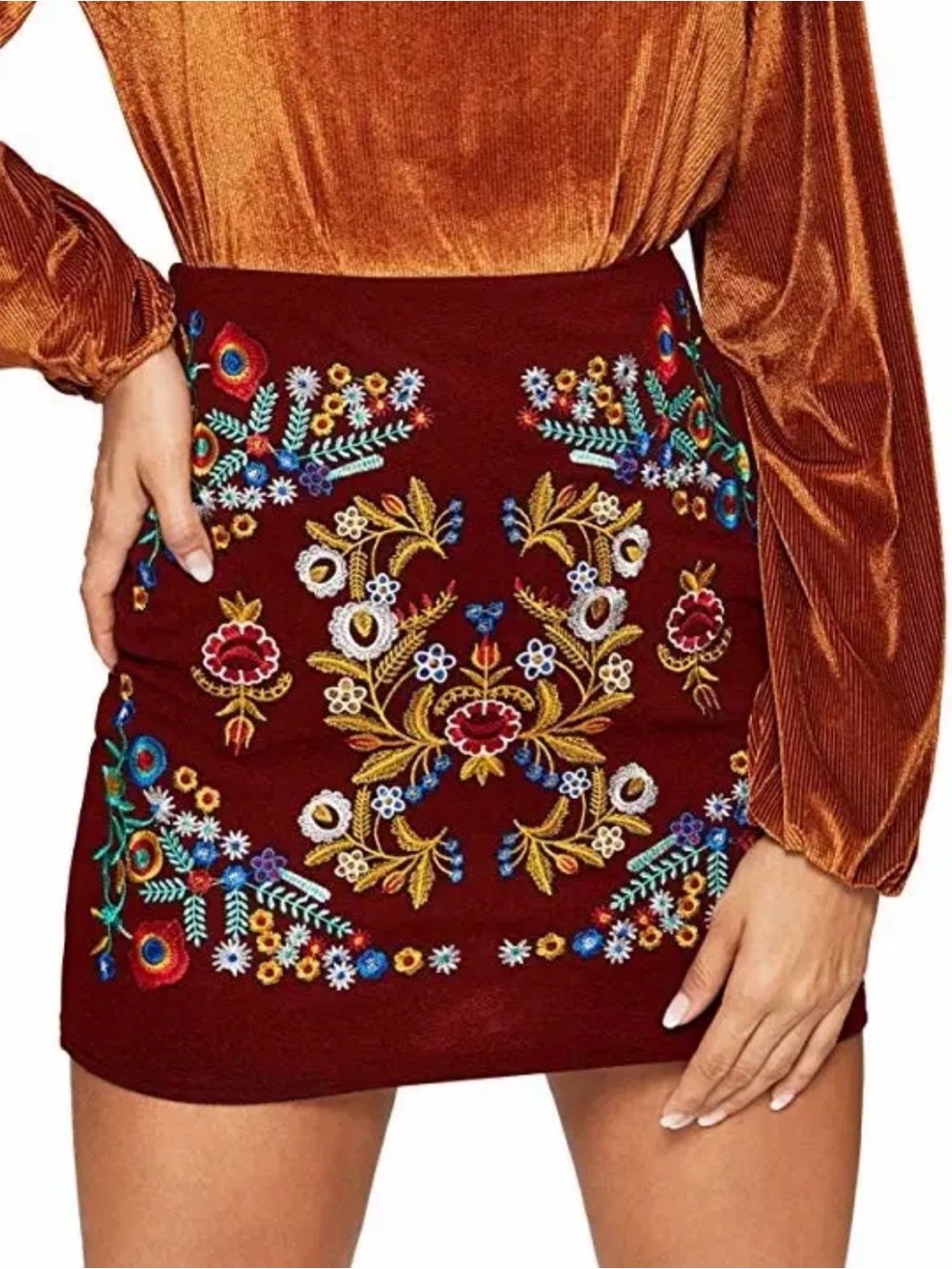 Umgee Burgundy Embroidered Floral Mini Skirt Size Large